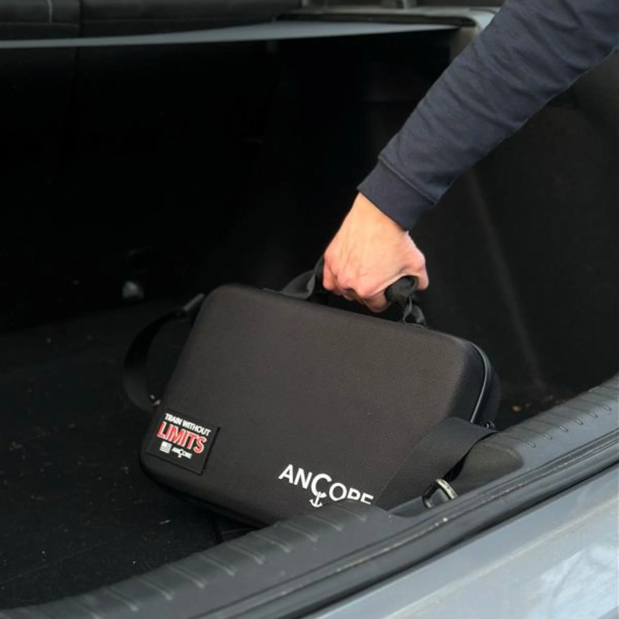 Ancore Carrying Case - Image 5