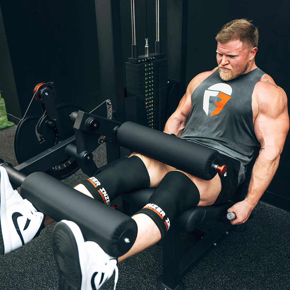 Selectorized Leg Extension and Curl Machine - Image 3