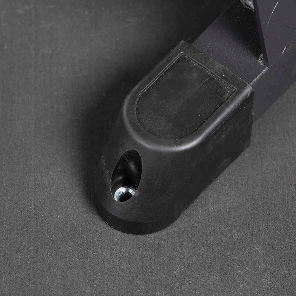 Scratch and Dent, Plate-Loaded Lat Pull Down & Cable Row Machine - Image 12