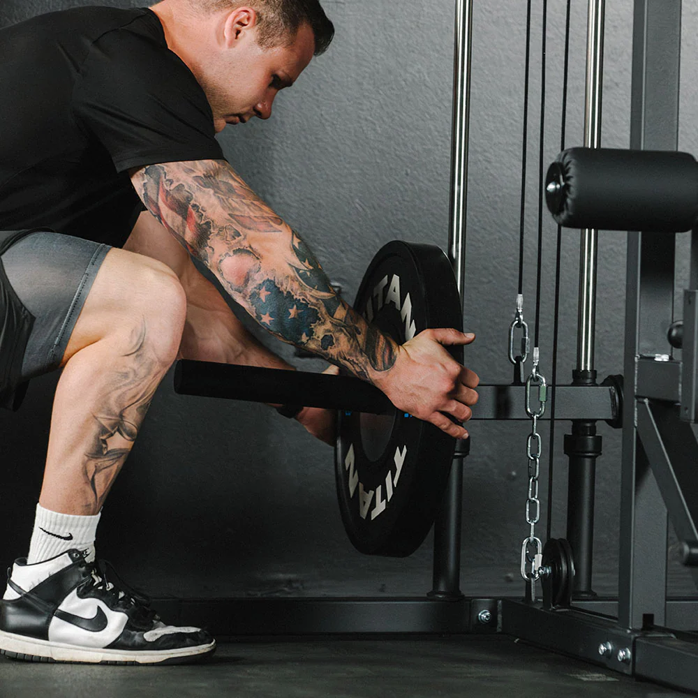 Scratch and Dent, Plate-Loaded Lat Pull Down & Cable Row Machine - Image 6